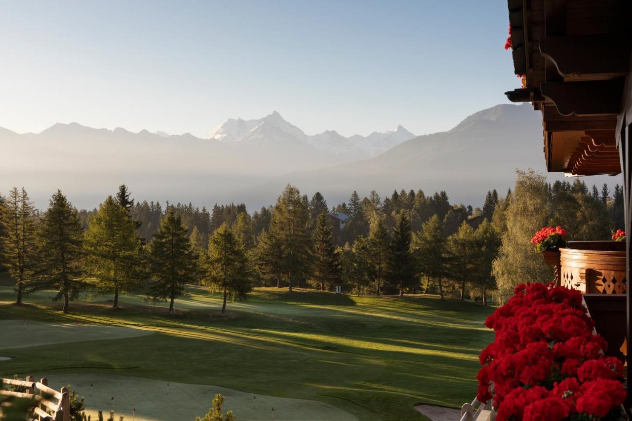 Guarda Golf Hotel & Residences Crans-Montana Exterior photo